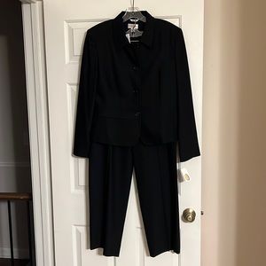 Talbots Pantsuit- Size 16 NWT